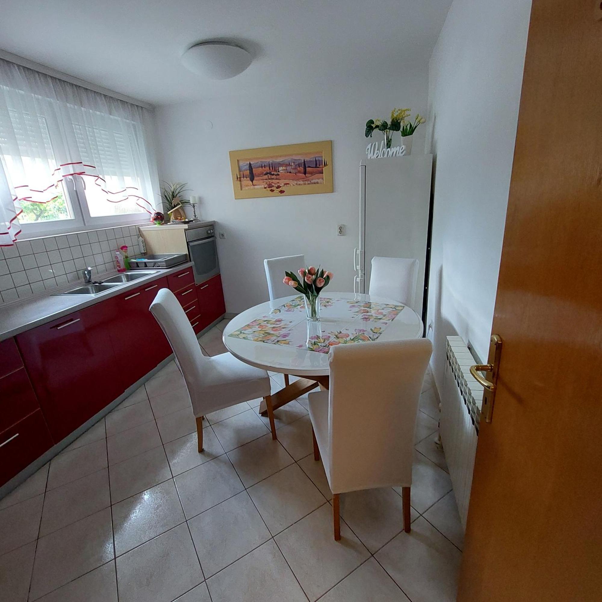 Apartment Meli Varaždin エクステリア 写真