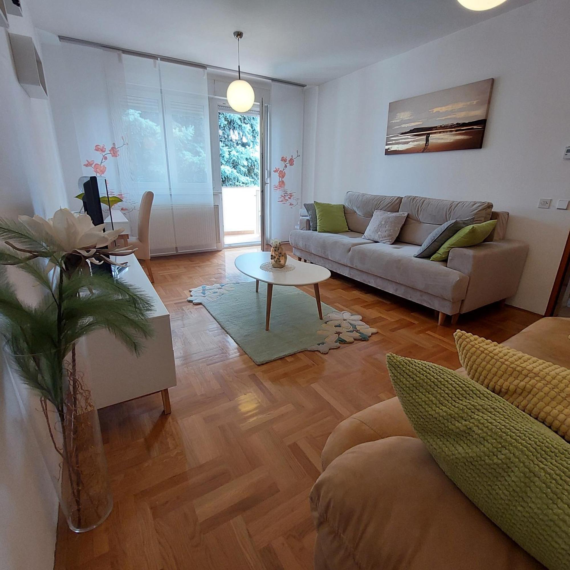 Apartment Meli Varaždin エクステリア 写真