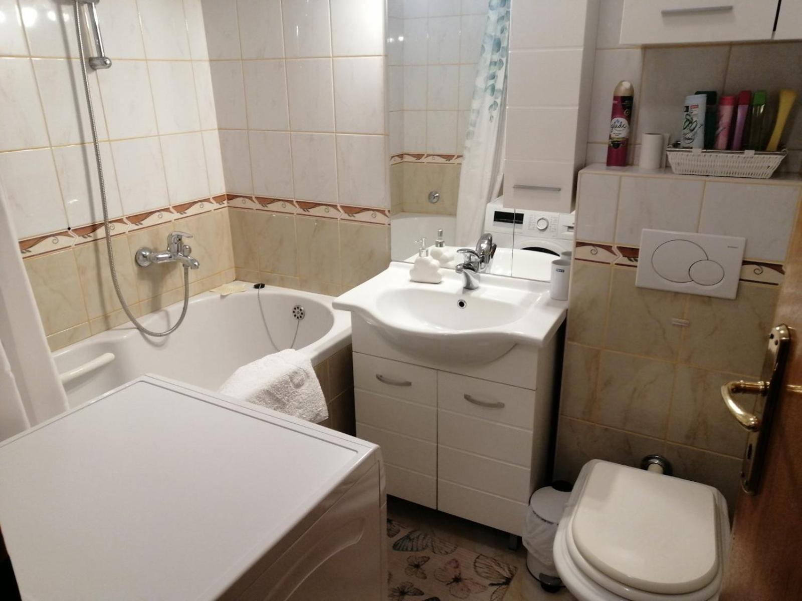 Apartment Meli Varaždin エクステリア 写真