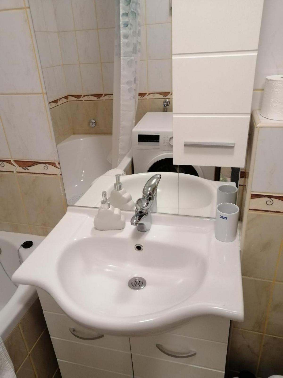 Apartment Meli Varaždin エクステリア 写真